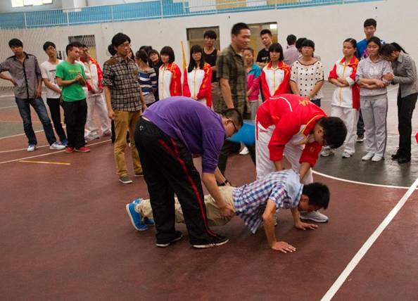 http://stlhh.peczzu.edu.cn/_mediafile/stlhh/2013/10/15/127j0d9y3l.jpg