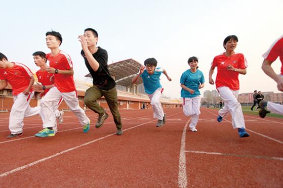 http://jysb.shuren100.com/images/2015-03-31/s_20150331114233nKQ3t.jpg